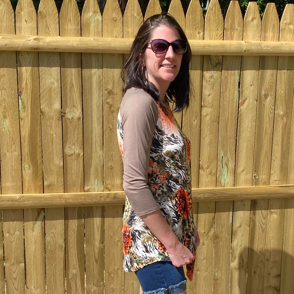 Floral & animal print tie front  baseball tee - Picture 2 of 3